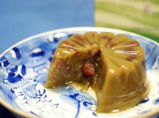 【御菓子司 本家 菊屋】水羊羹　抹茶羹　切り口