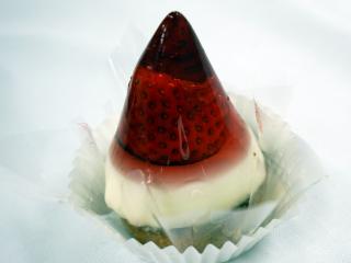 苺スイーツ店「オードリー」の「ルビー」